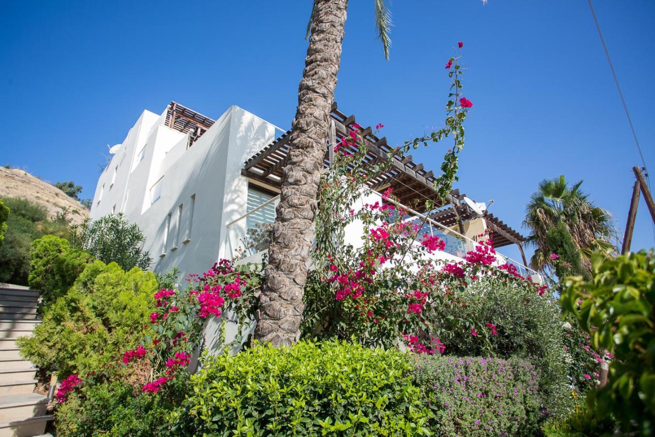 Penthouse Duplex Overlooking The Mediterranean Larnaca Zewnętrze zdjęcie